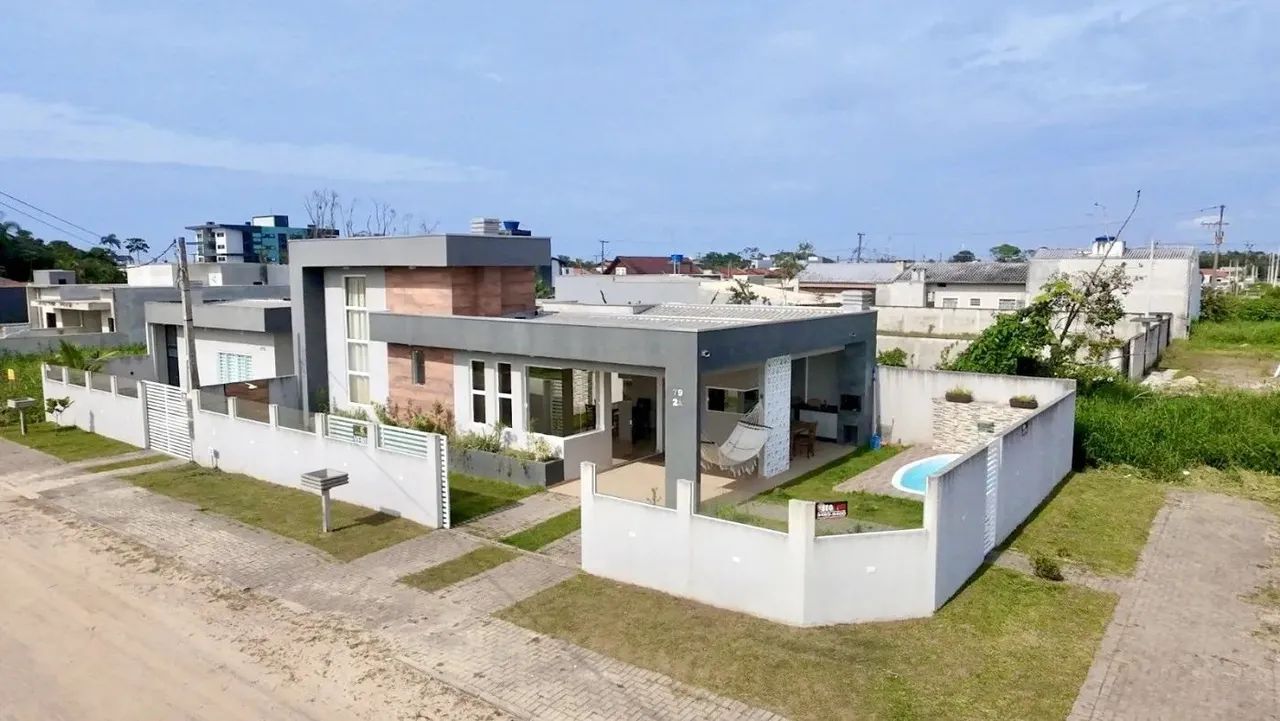 Casa para Venda em Guaratuba, Balneário Eliane, 3 dormitórios, 1 suíte, 1 banheiro, 2 vaga