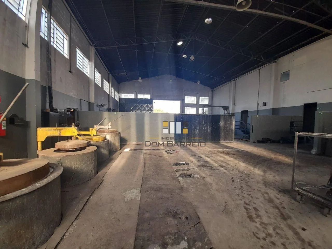 Galpão à venda, 700 m² por R$ 3.500.000,00 - Parque das Indústrias (Nova Veneza) - Sumaré/