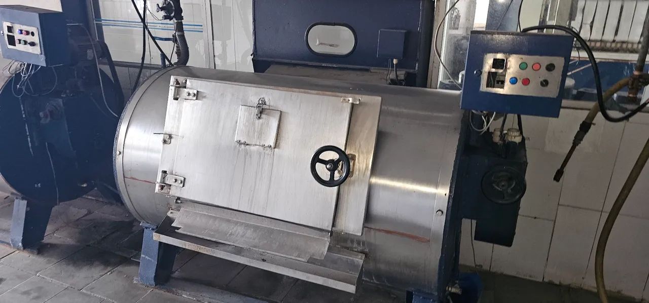 LAVANDERIA Lavadora hospitalar   sitec de 100 kg / 50kg / 30 kg / 15 kg - Foto 2