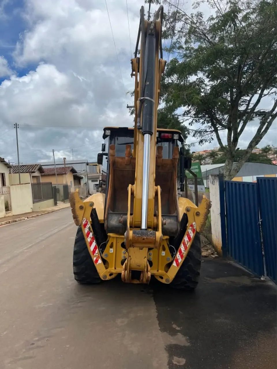 Retroescavadeira Caterpillar  416 f2 2020 - Foto 4