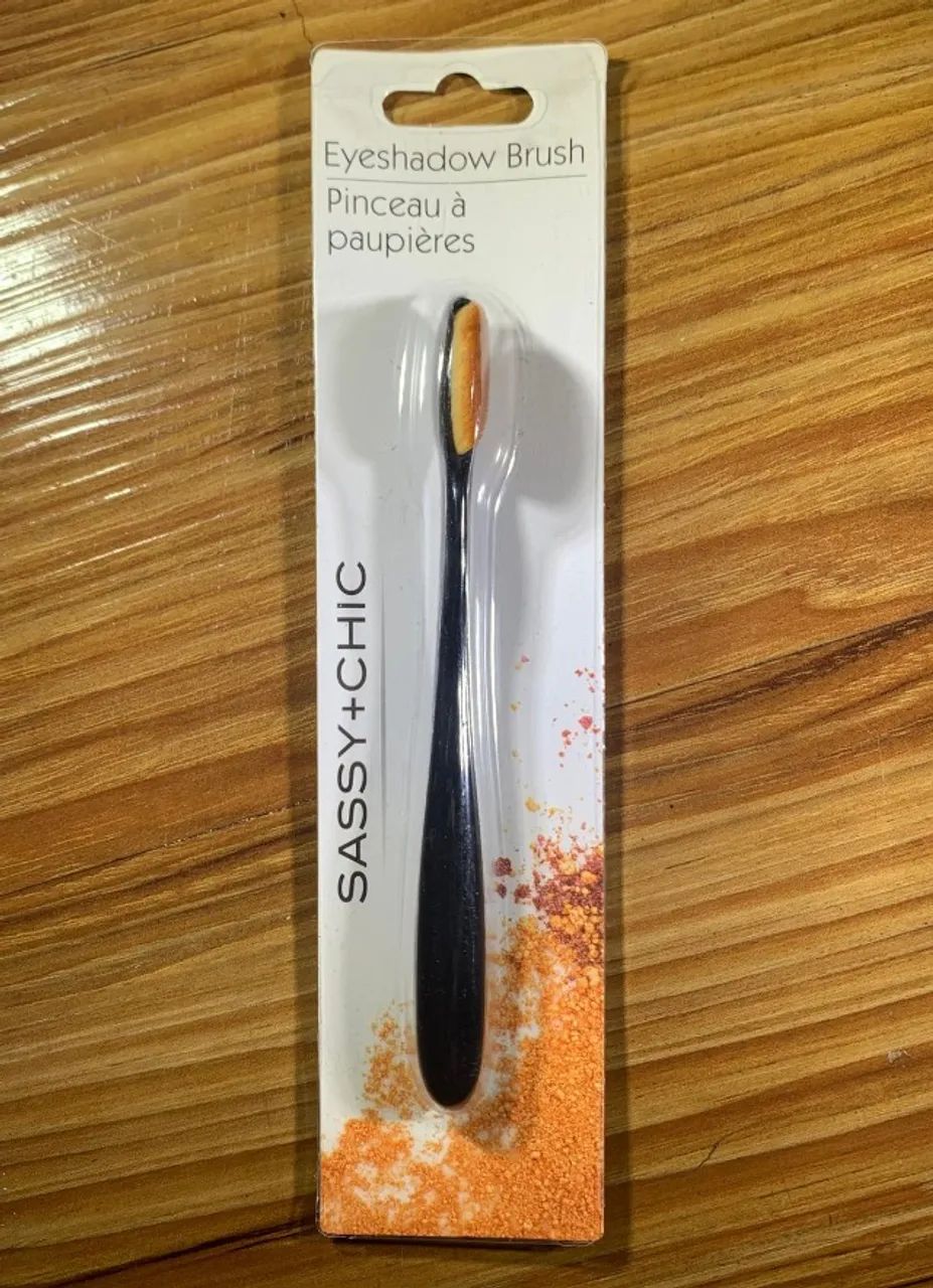 Pincel para maquiagem sassy+chic importado (novo)