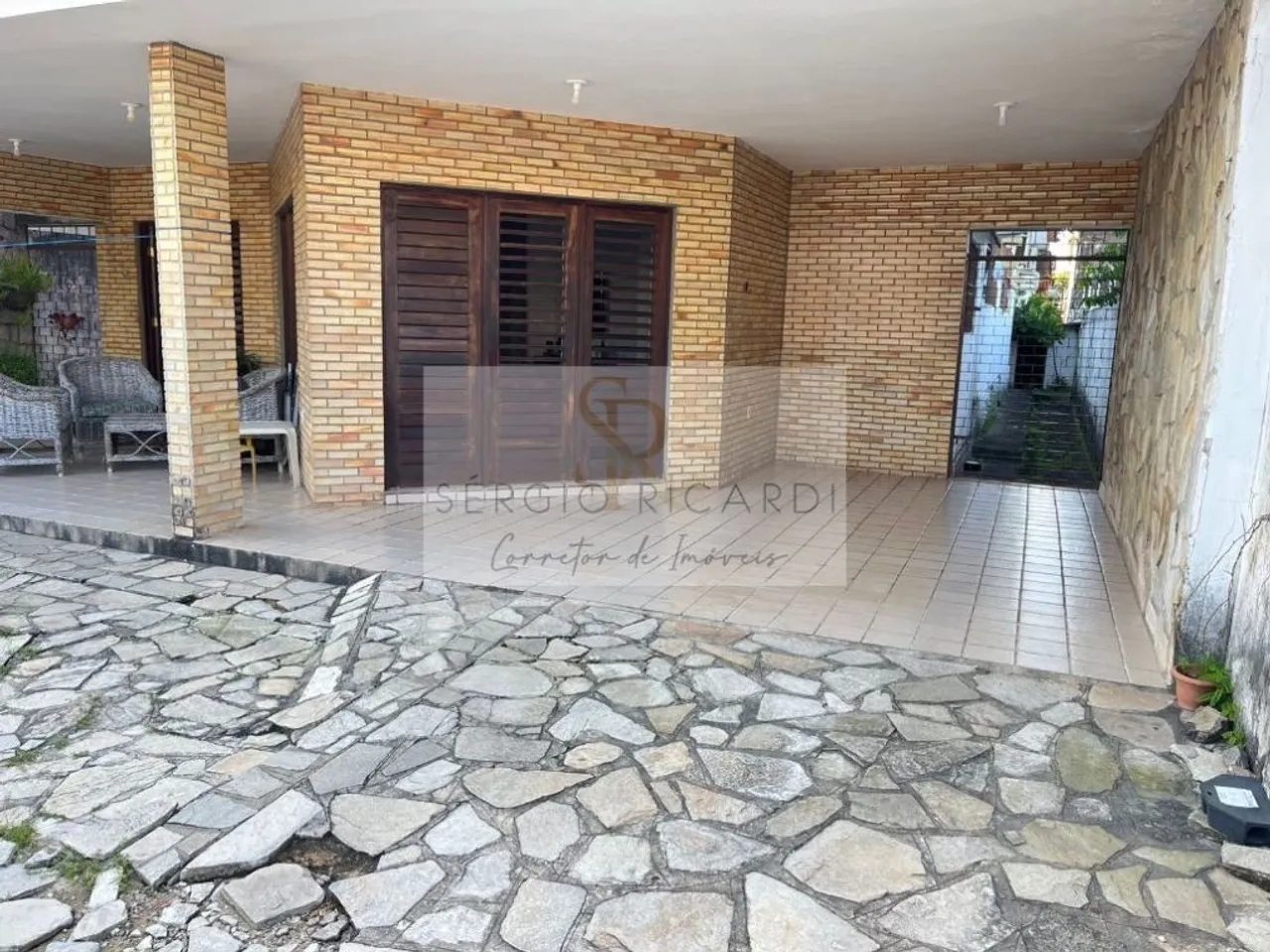Casa Bessa