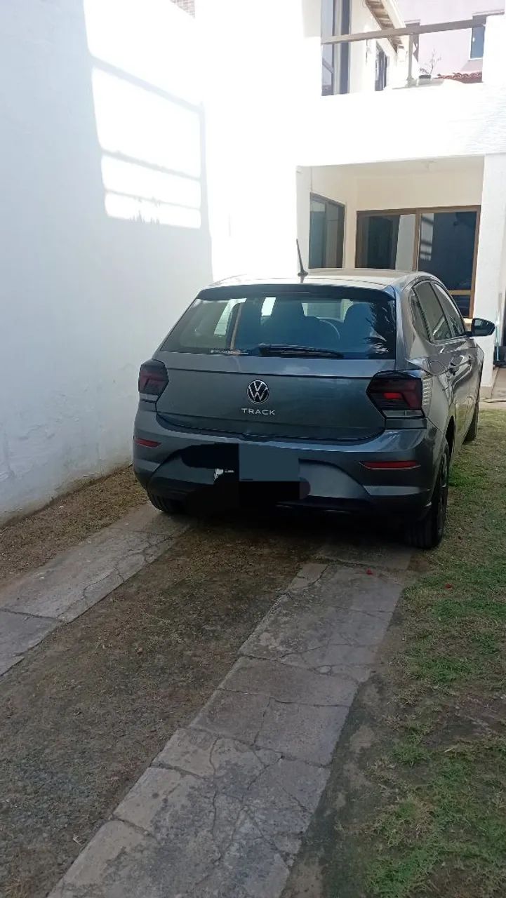 Polo  novíssimo pouco rodado analiso troca  aceito consórcio e financiamento  - Foto 3