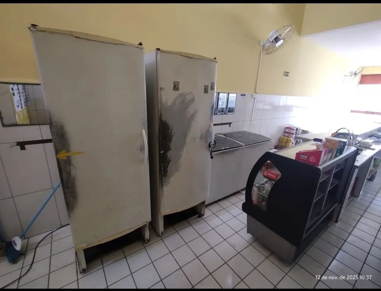 Freezer horizontal
