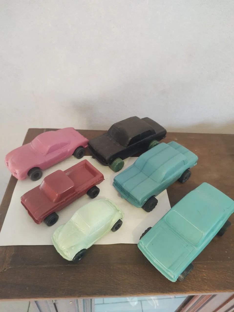 Coleção de Carrinhos Antigos de Plástico - Foto 3
