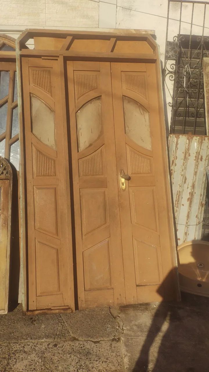 Porta bem conservada 