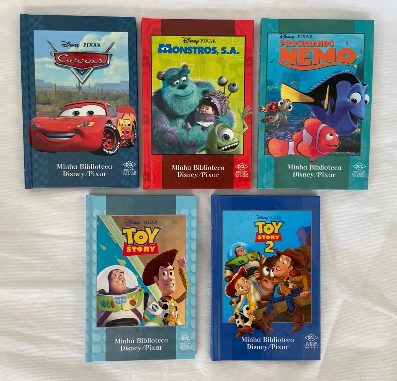 MINHA BIBLIOTECA (box com 5 livros) - Disney / Pixar (Livro Infantil)