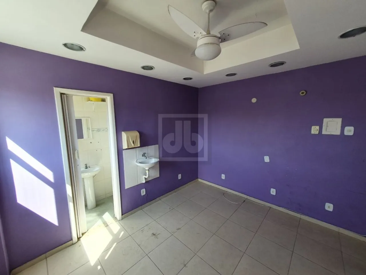 Ilha do Governador - Jardim Guanabara - VENDA E ALUGUEL - Sala Comercial - JBI701123