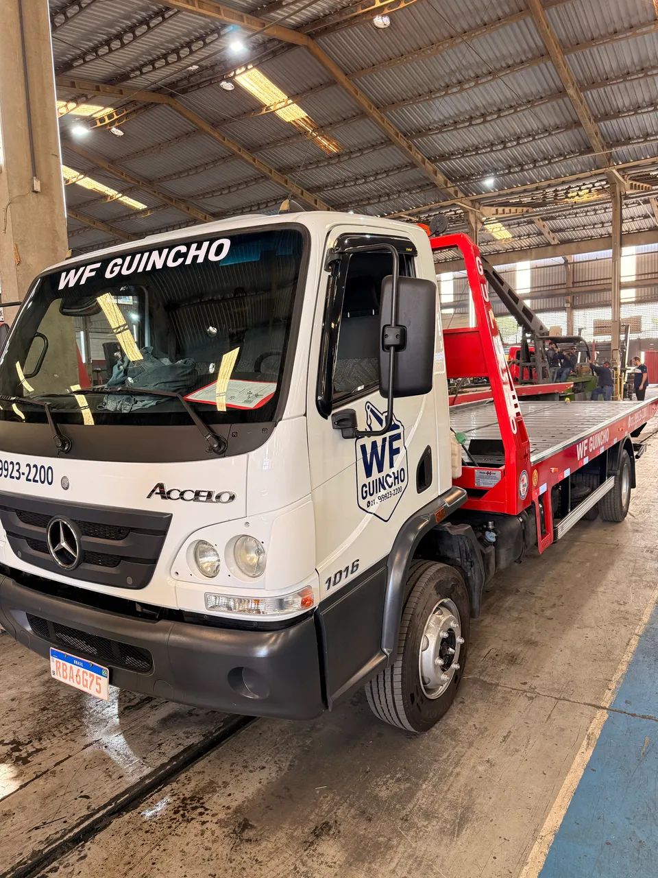 Accelo 1016 plataforma guincho 2020