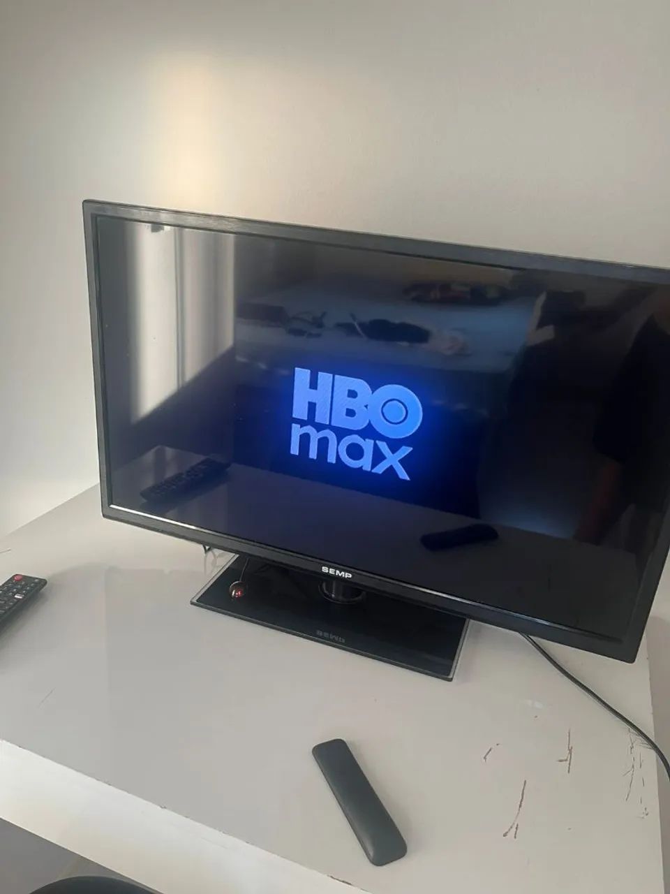 32-inch TV + Smart Device64292268898435121