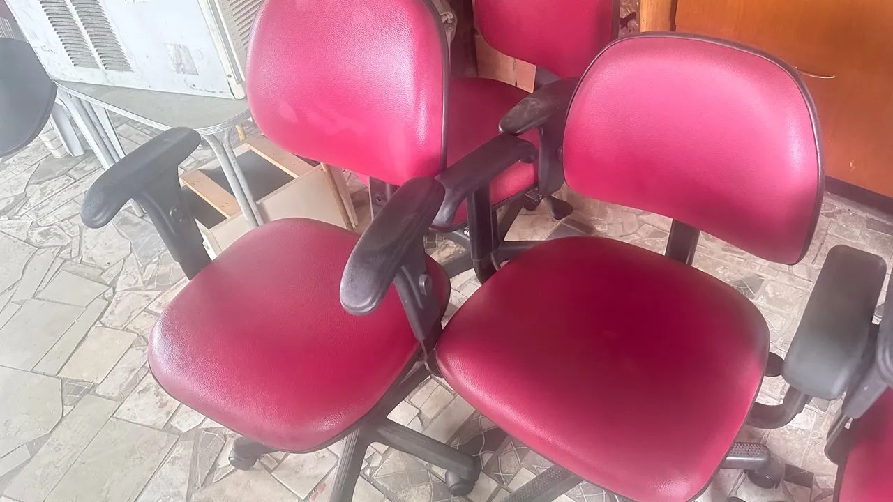 Cadeiras de Escritório Vermelhas - Conforto e Funcionalidade - Foto 3