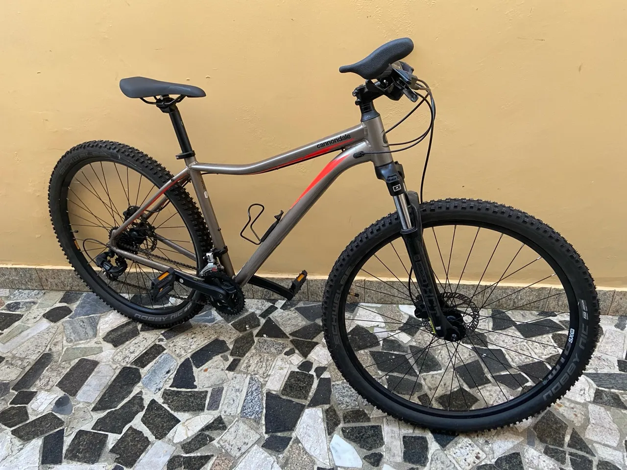 Bicicleta Cannondale Tango aro 29 com NF