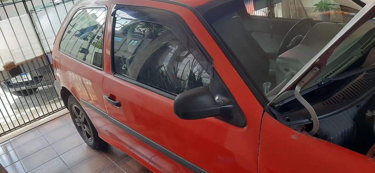 Gol 1.0  2 portas 6 mil reais  - Foto 2