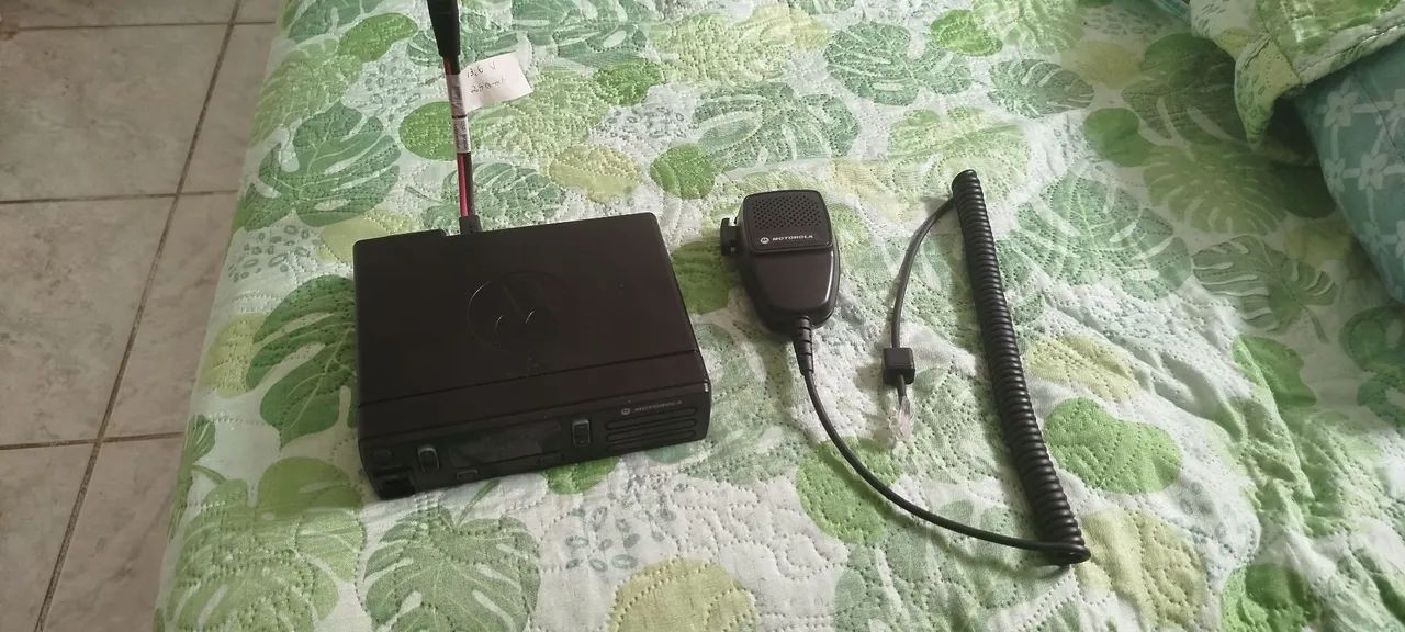 Rádio Motorola Profissional 45 w / vhf