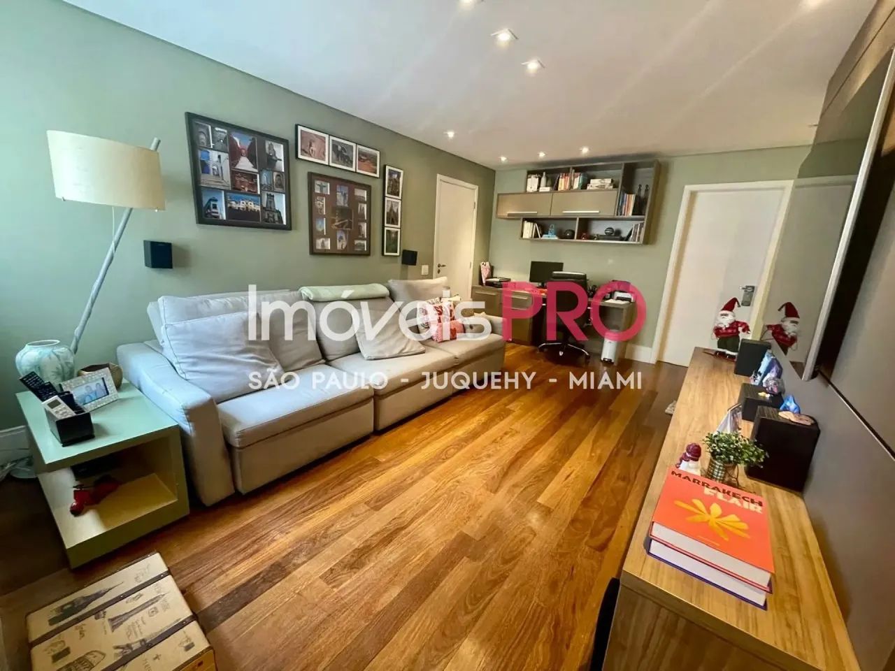 Mobiliado Moderno Reformado 370m2 4 suites 5 vagas - Foto 2