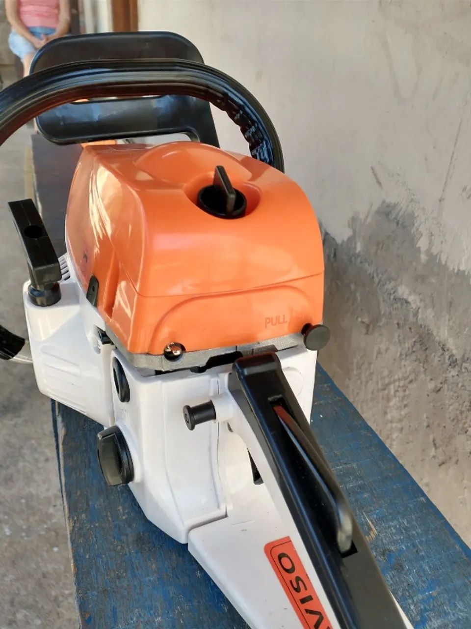 Moto serra à gasolina.  - Foto 2