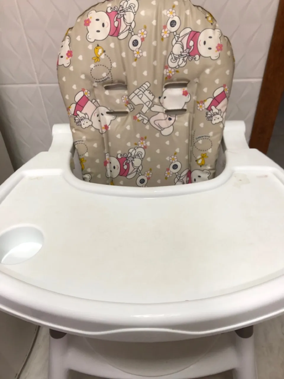 Cadeira Infantil com Bandeja Removível