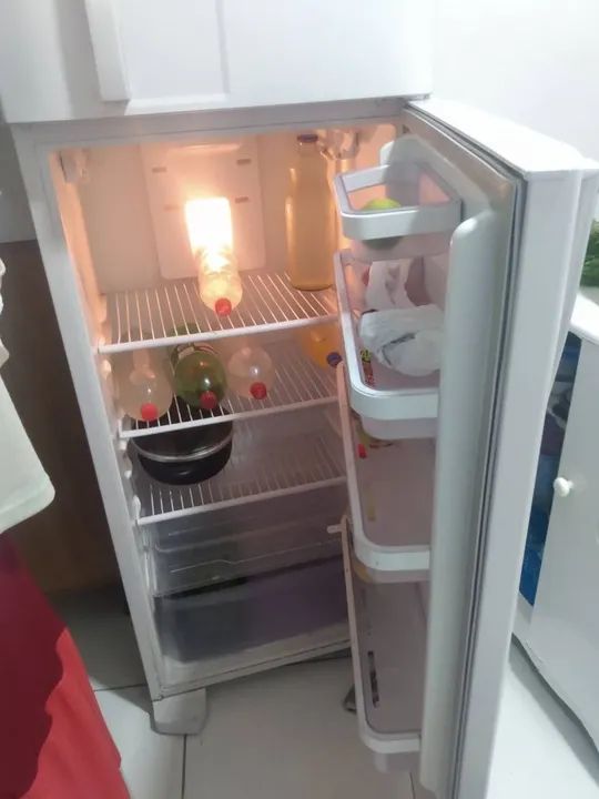 Geladeira em ótimo estado