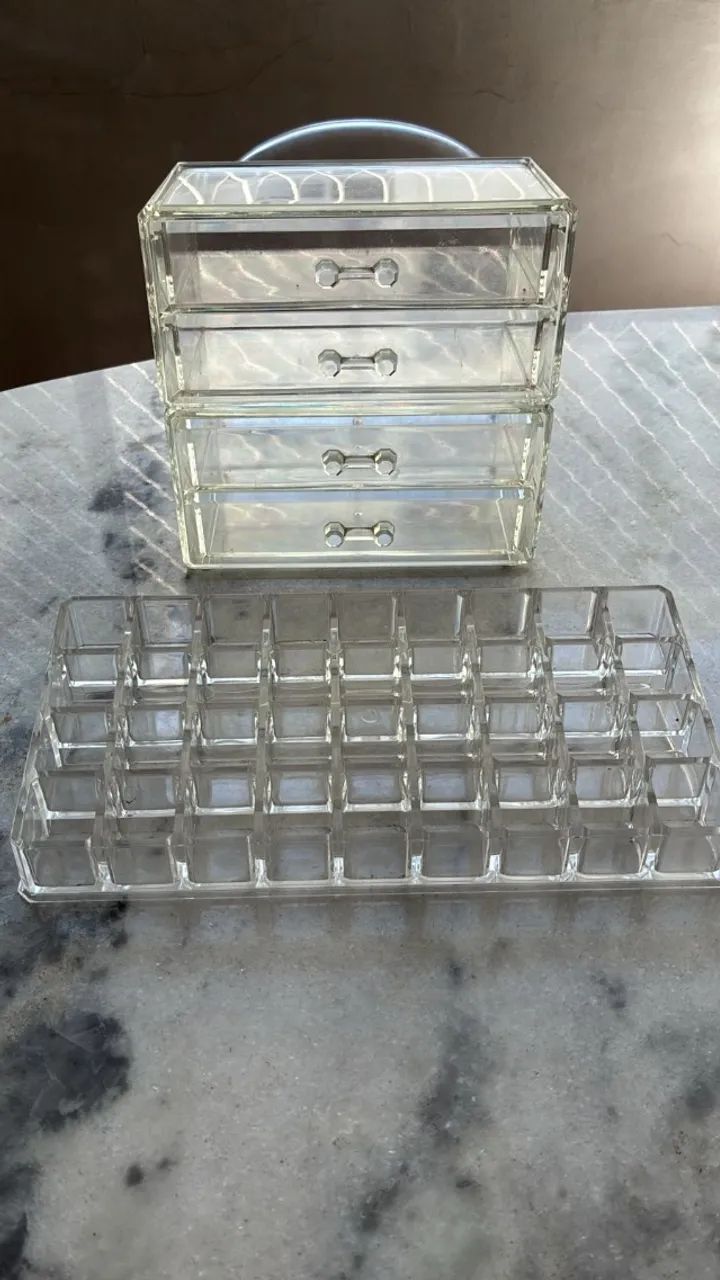 Kit de maquiagem em acrílico