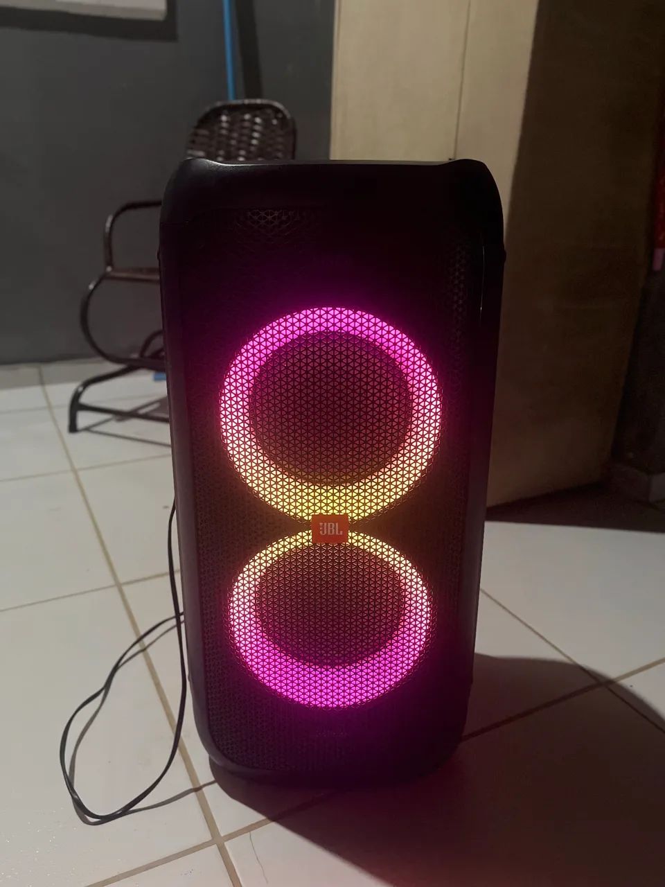 PartyBox100