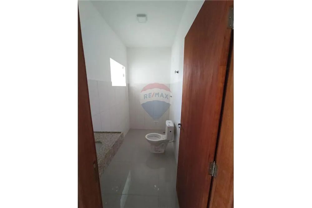 Sala comercial ao lado do MC Donald's incluso IPTU, água e energia - Foto 2