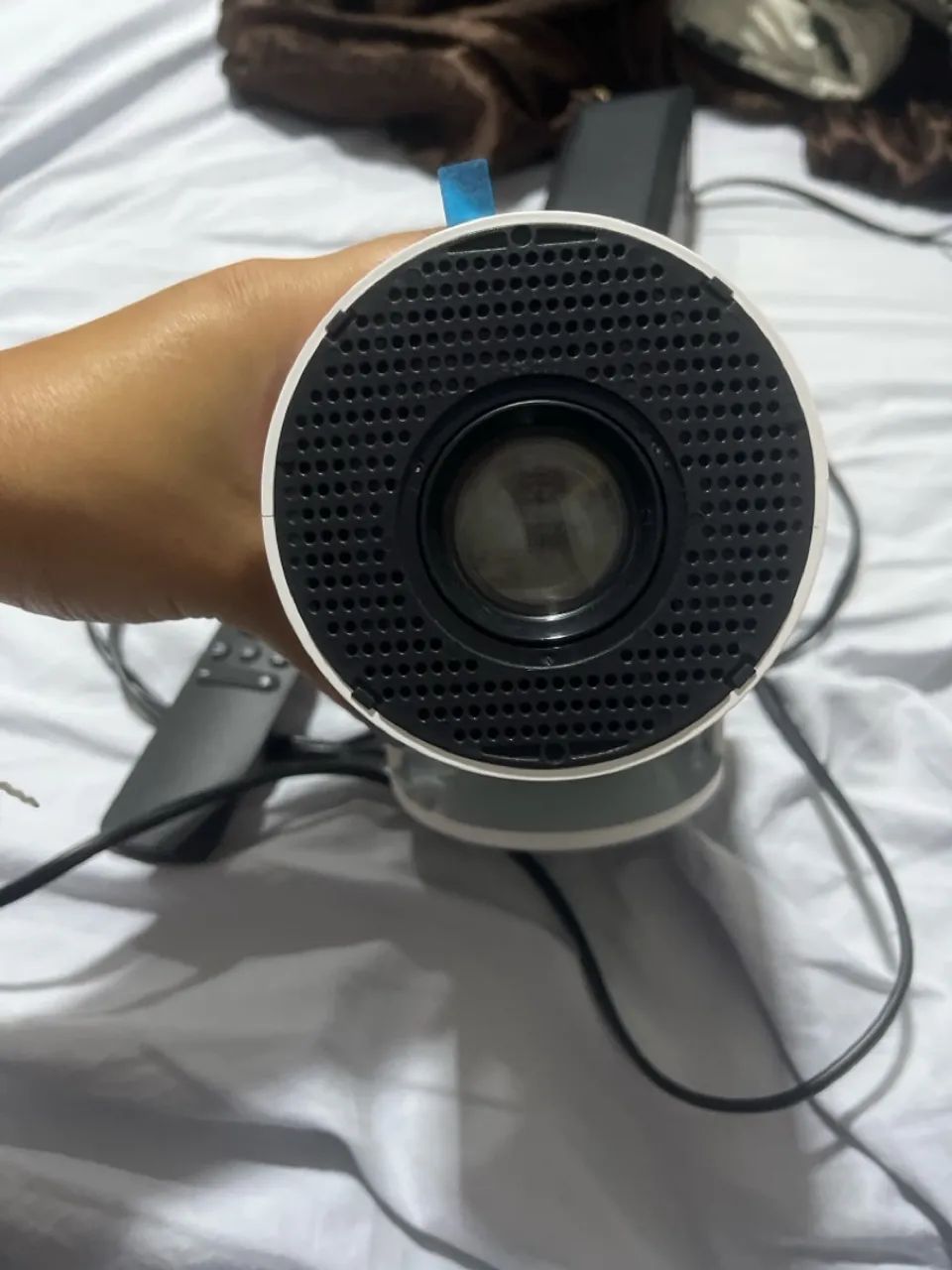 PROJETOR HY300-A + caixa de som