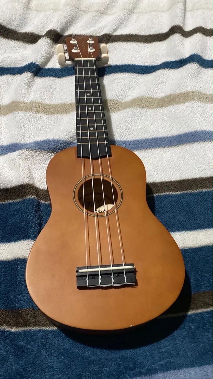 UKULELE VOGGA 