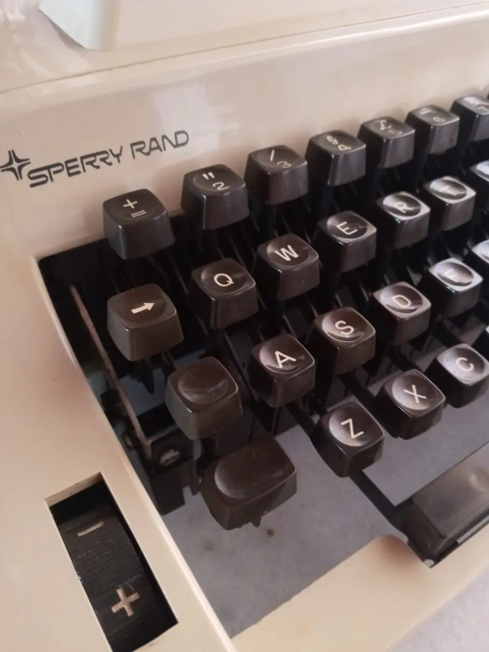 Máquina De Escrever Remington 20 Sperry Rand - Foto 4