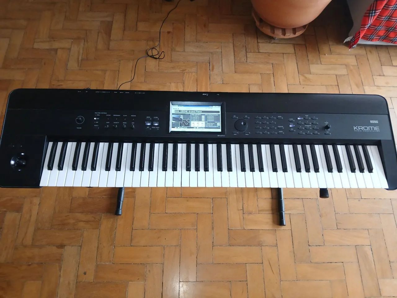Teclado/Workstation Korg Krome 73