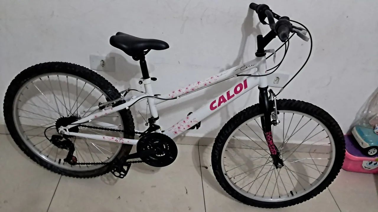 Bicicleta Aro 24 bem conservada vou pegar e andar - Foto 4