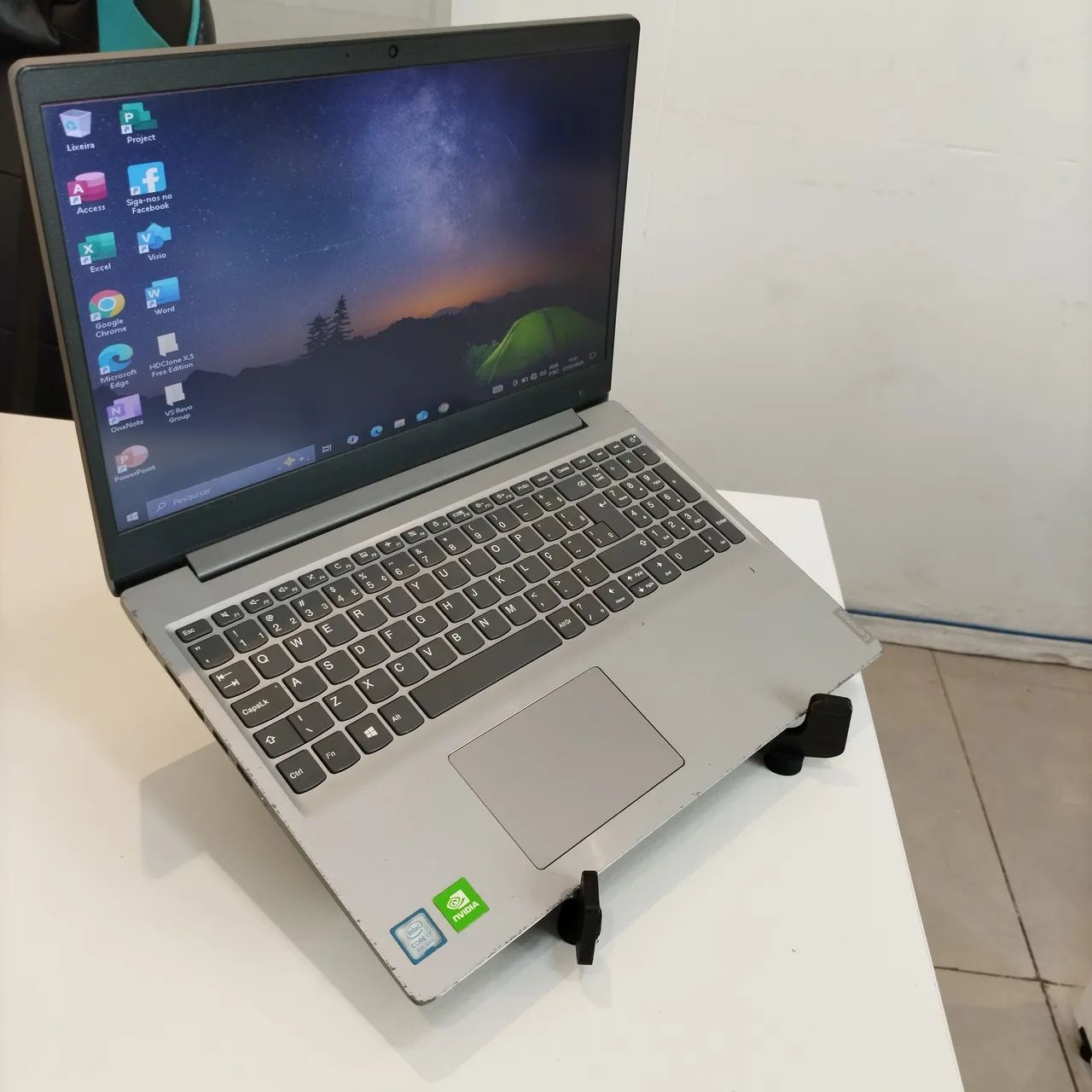Notebook Lenovo i7 com Placa de Vídeo, SSD NVME M2 + HD, 8 GB de ram