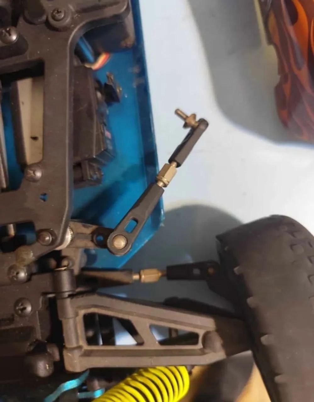 Carrinho a gasolina com controle não funciona tem q arrumar não aceito devolução  - Foto 2