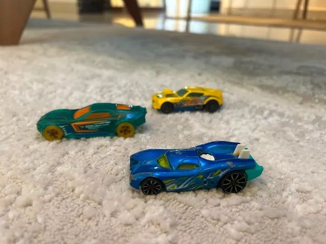 Carros de Brinquedo - Foto 2