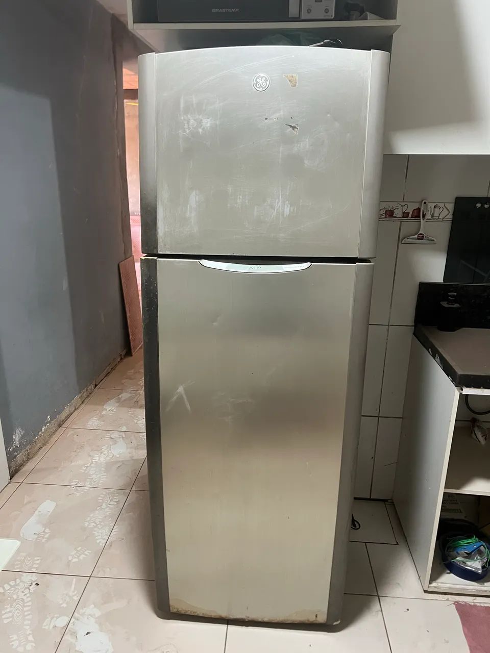 Geladeira funcionando perfeitamente inox 