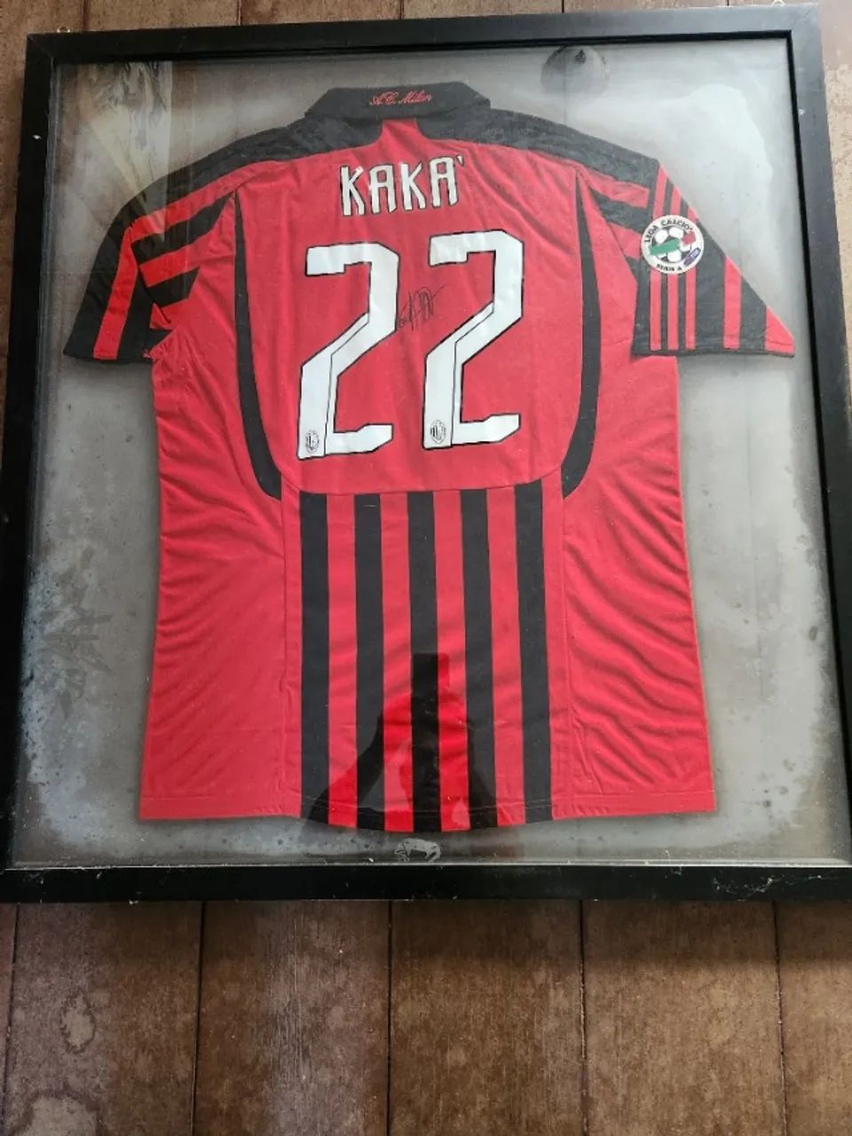 Camisa do Milan do Kaká assinada e emoldurada - Champions League