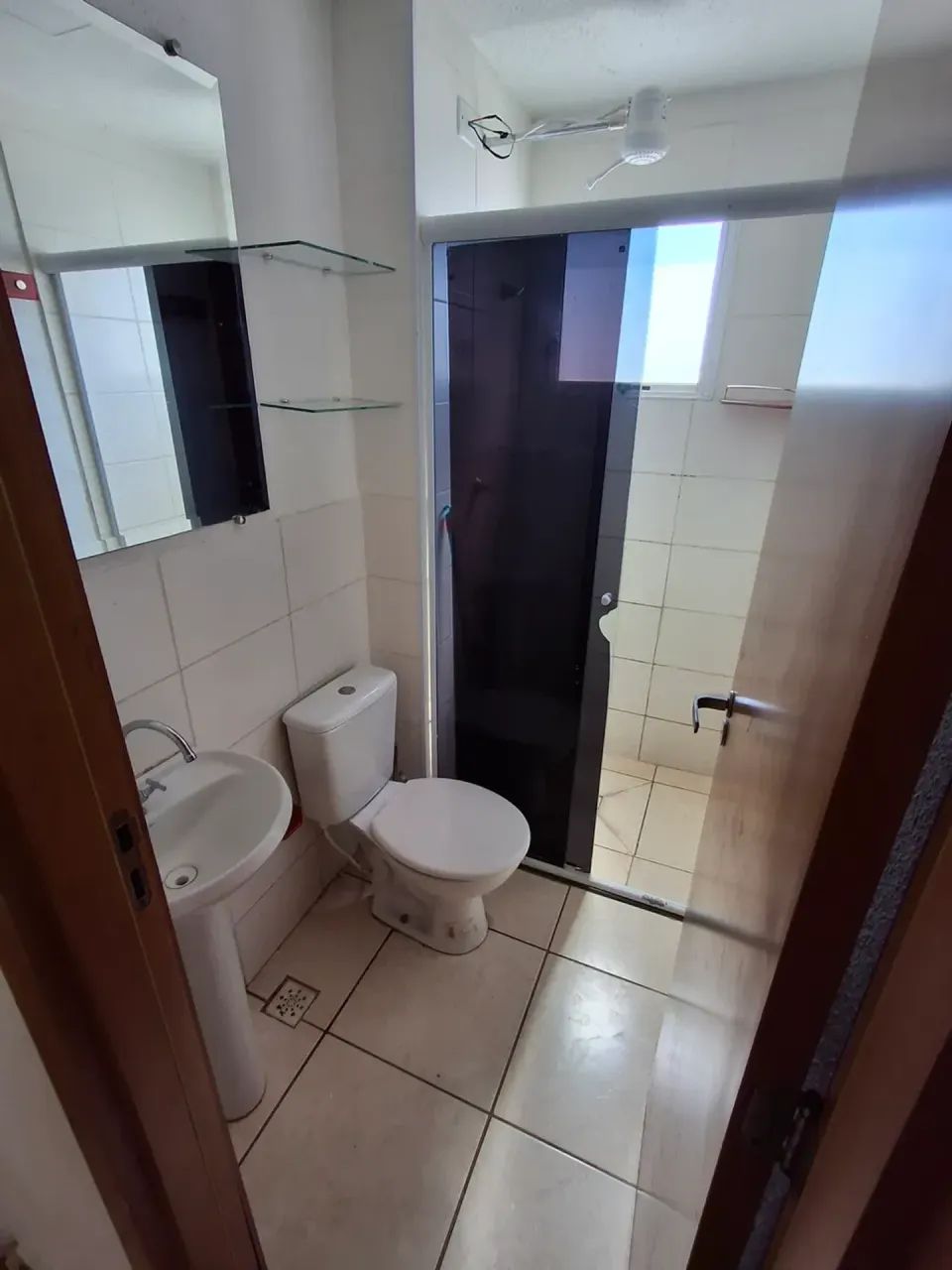 Alogo Apto com Armários e Ar-condicionado , Jd Imperial Cuiabá-MT. - Foto 3