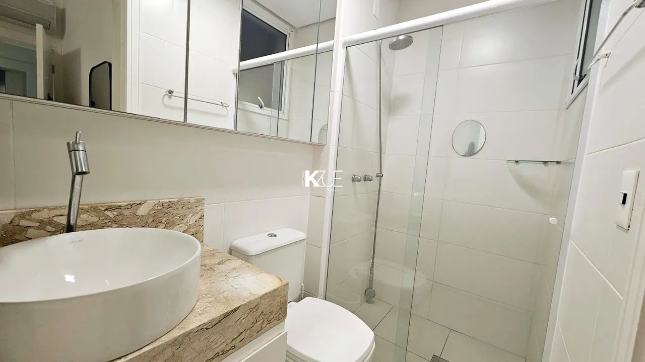Apartamento aconchegante e mobiliado de 2 dormitórios (1 suíte) em Coqueiros!!!! - Foto 3
