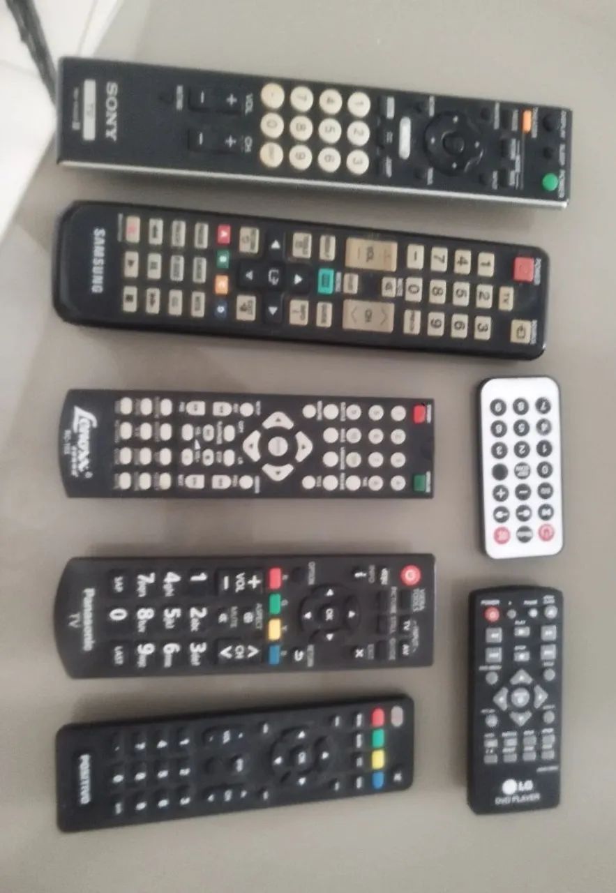 Controle variados - Foto 2