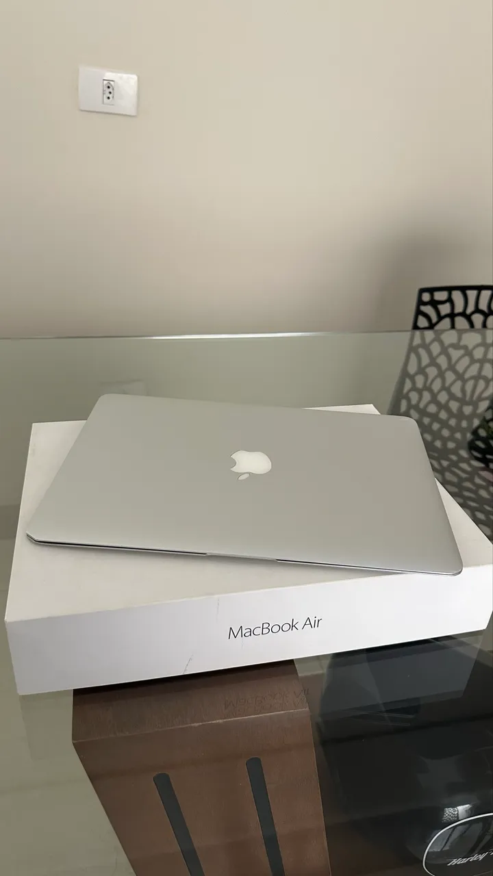 MacBook Pro TouchBar 2017 - Silver 256GB IMPECÁVEL