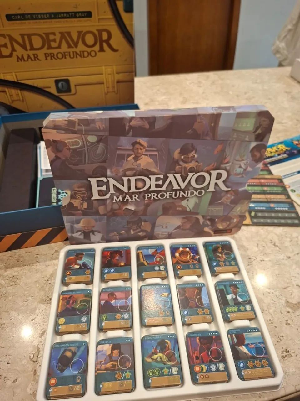 Endeavor: Mar Profundo - Foto 2