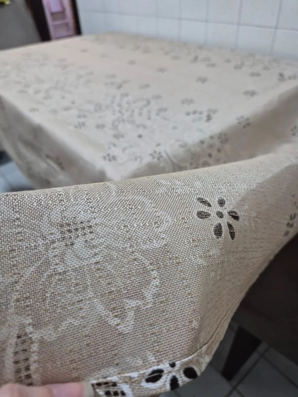 Toalha de mesa retangular linhão 1,40x2,10 nova - Foto 4