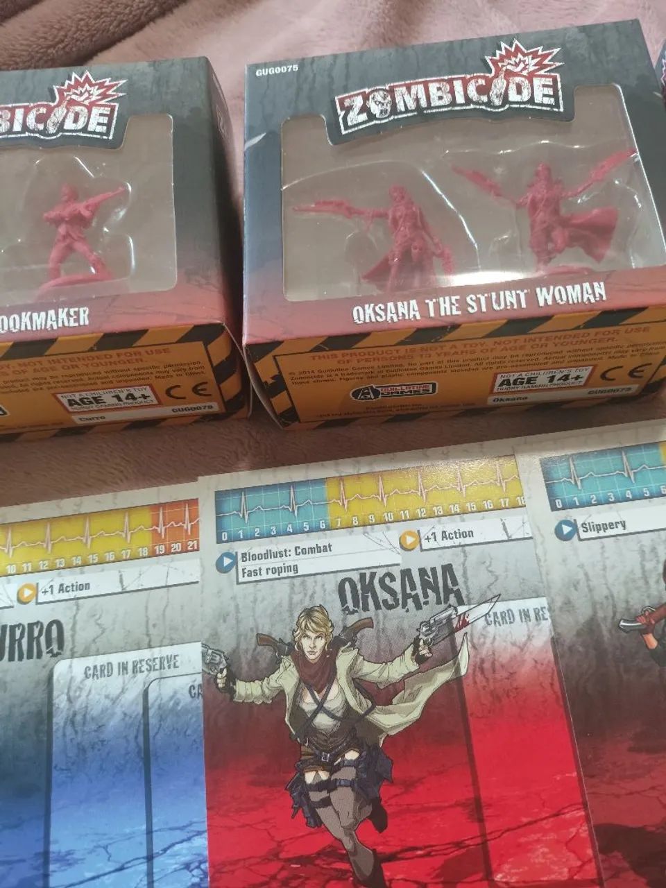 Expansão Zombicide (Curro, Oksana e Lea) - Foto 3