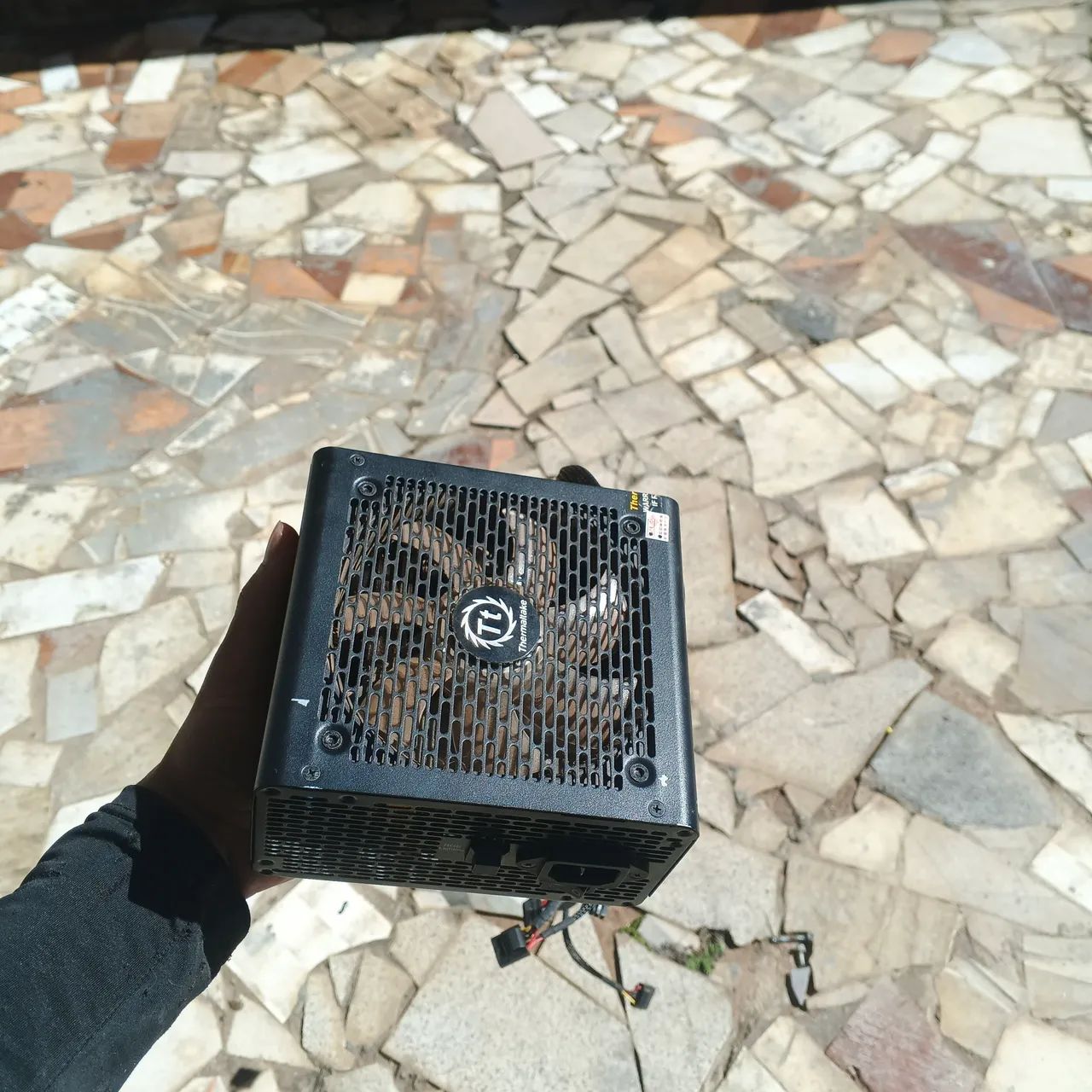 Fonte 700w thermaltake - Foto 2