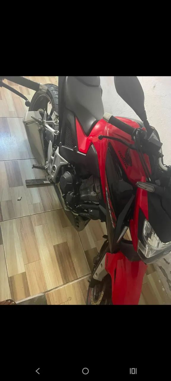 CB 300