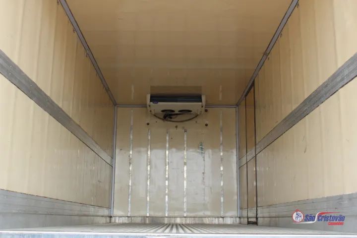 Vw 14-190 com bau refrigerado - Foto 5