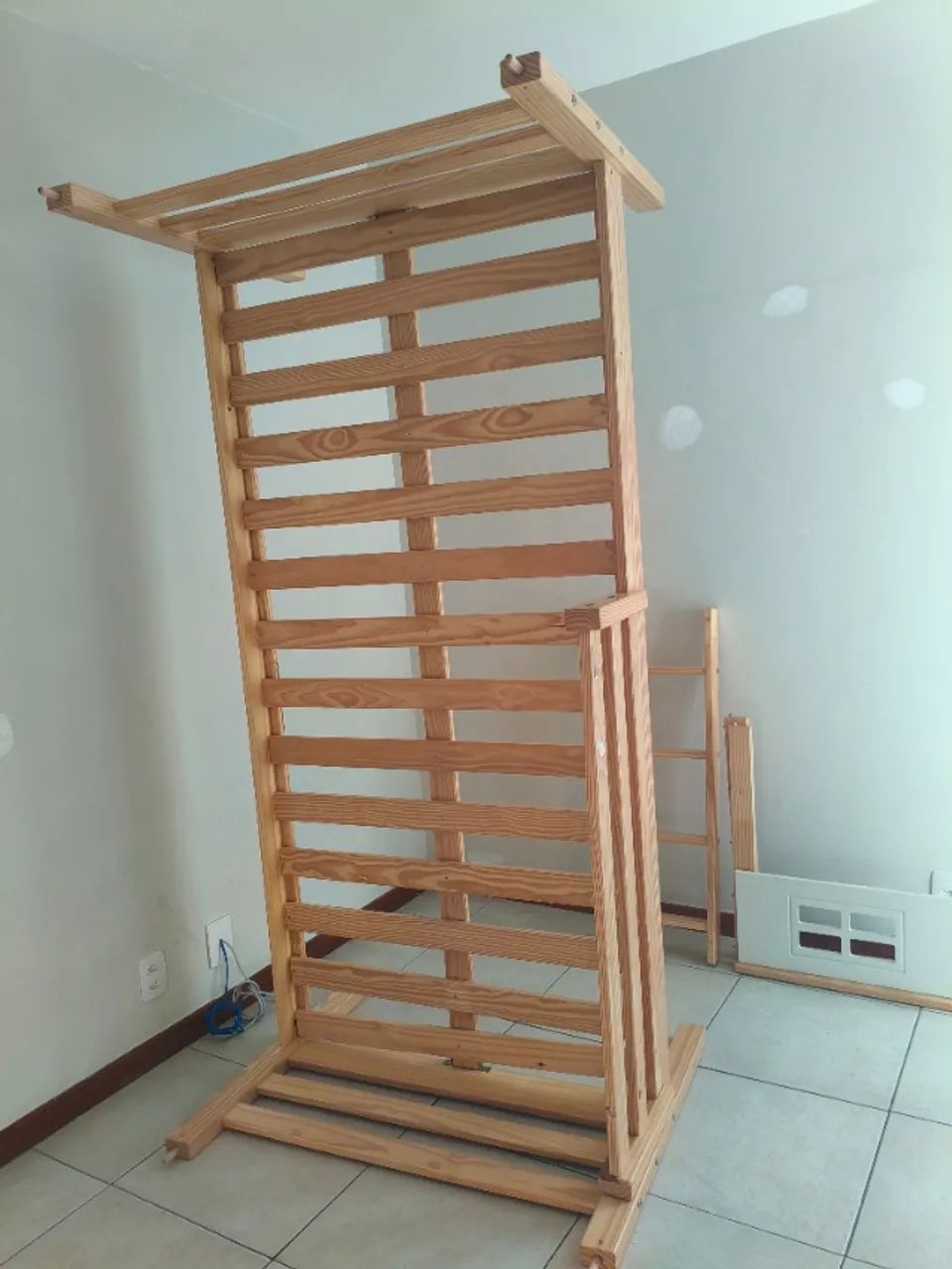  Cama solteiro em Madeira - Foto 3