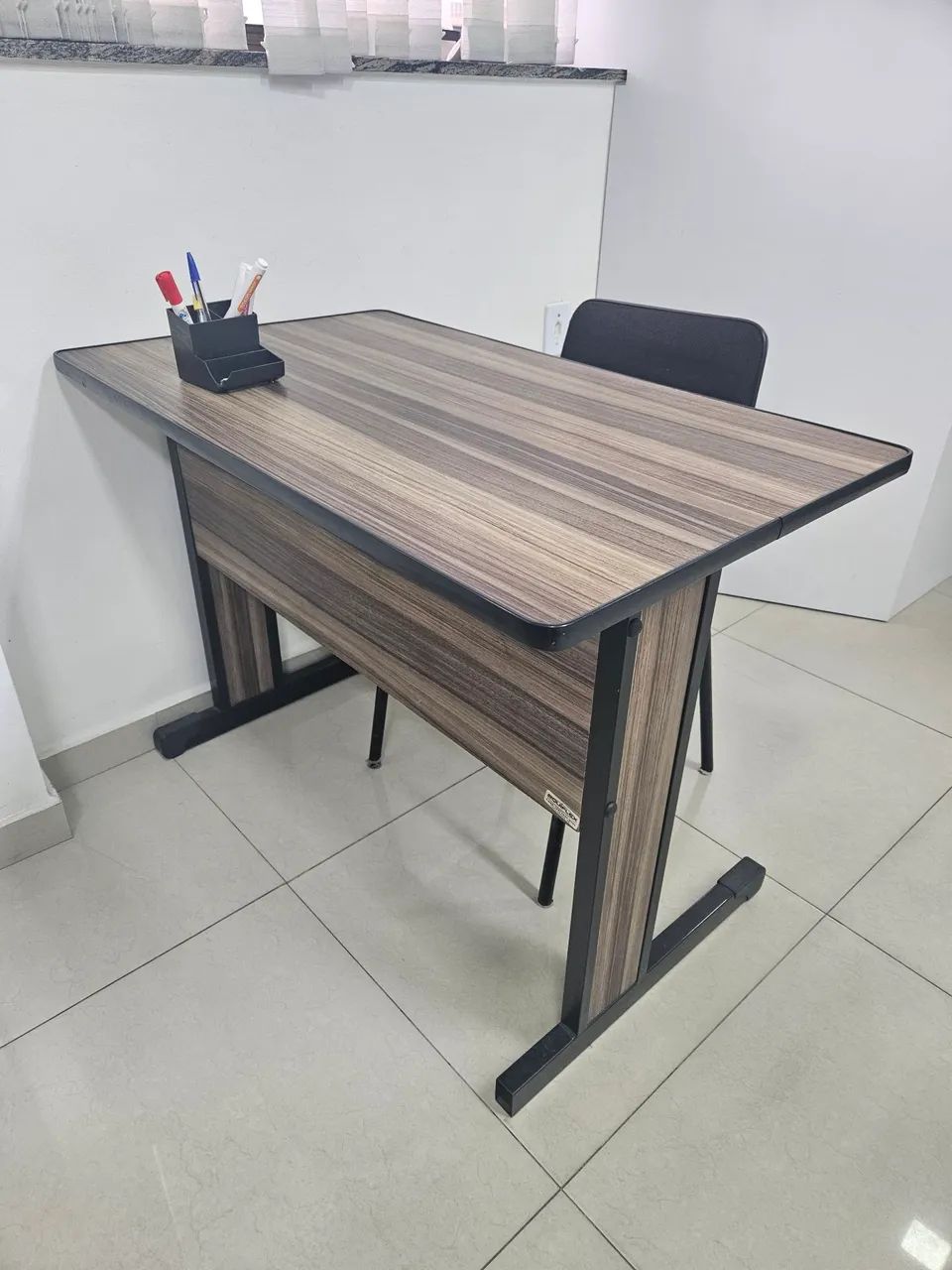 Mesa de escritório65126498621441120