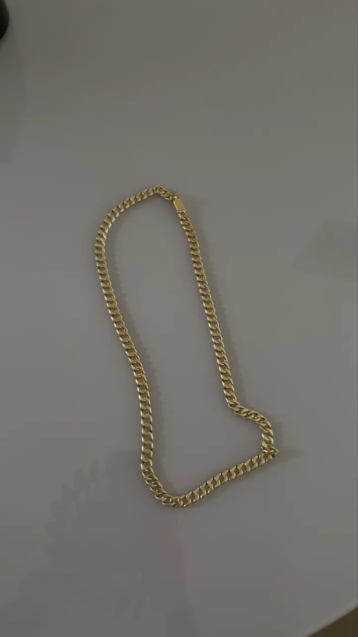 Cordão de prata banhada a ouro. Pra vender logo!