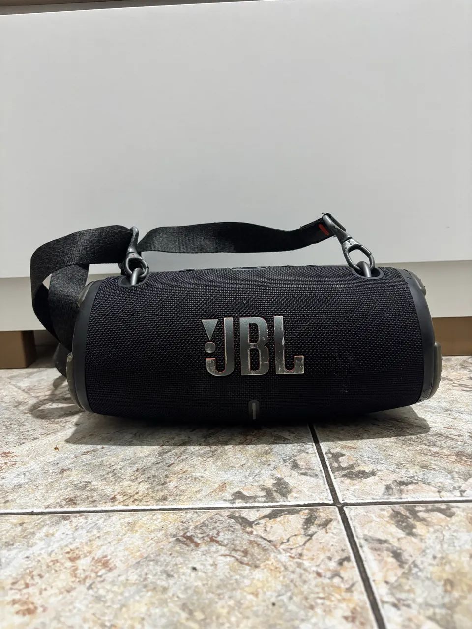 JBL Xtreme 3 Original + Carregador e Alça - Funcionando Perfeito - Foto 2