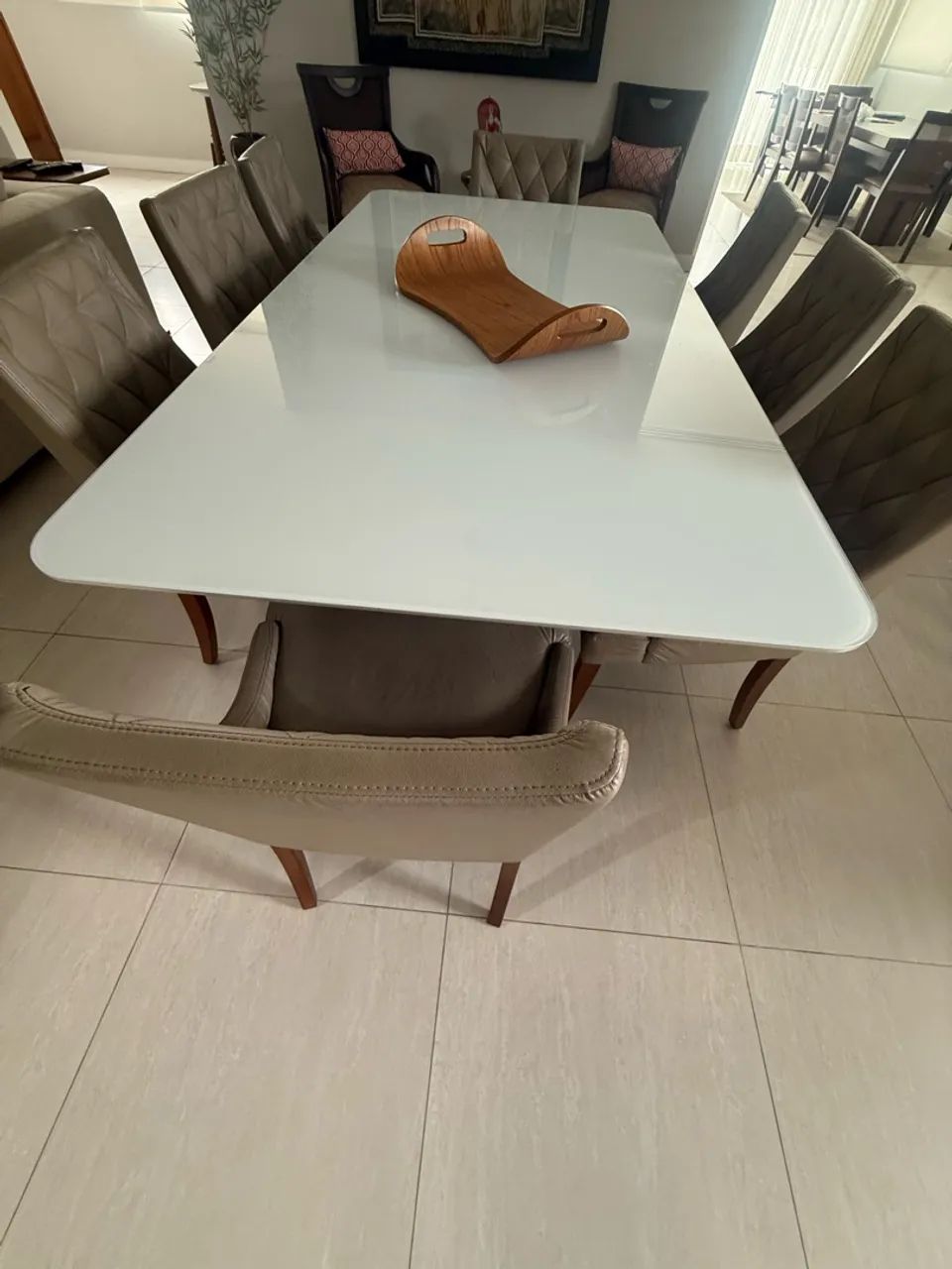 Mesa de vidro laqueado com base de maseira - Foto 3